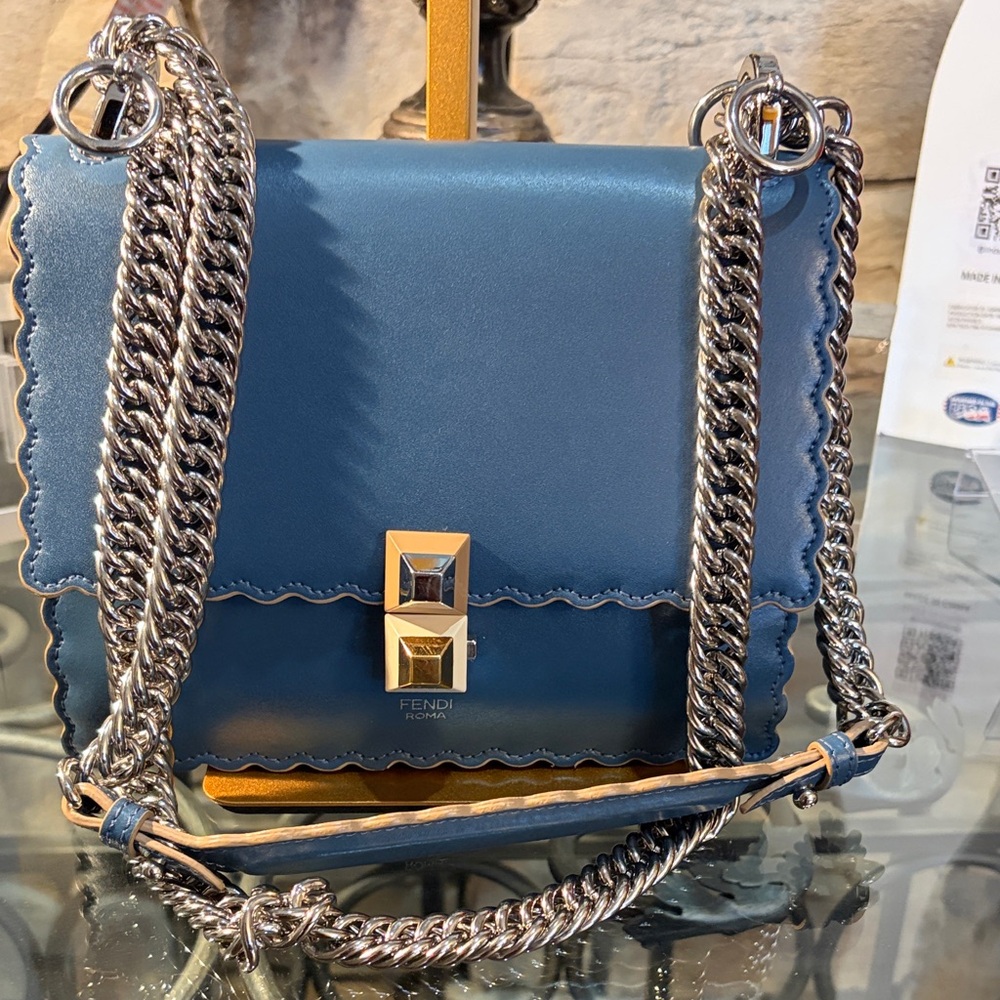 Fendi Kan I Blue Scalloped Leather Shoulder Bag with Chain Strap